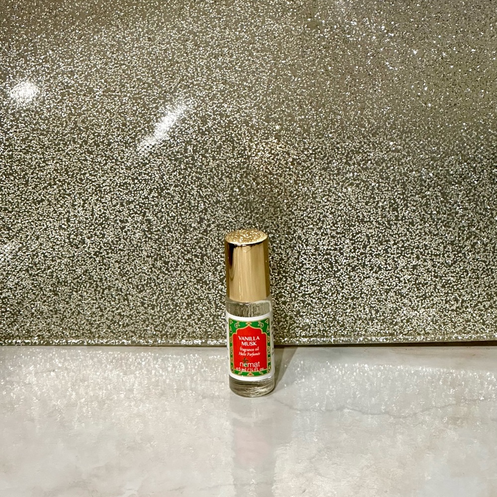 5 for $25 item 🌺 Mini Nemat Vanilla Musk Fragrance Oil